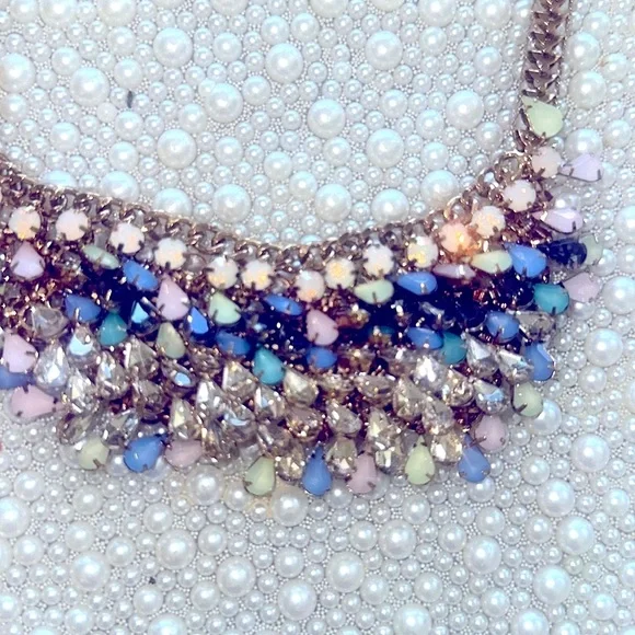 Pastel Stone Necklace​​ - Picture 2 of 3